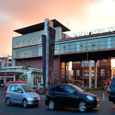 Hyper Inn Bandung Buitenkant foto