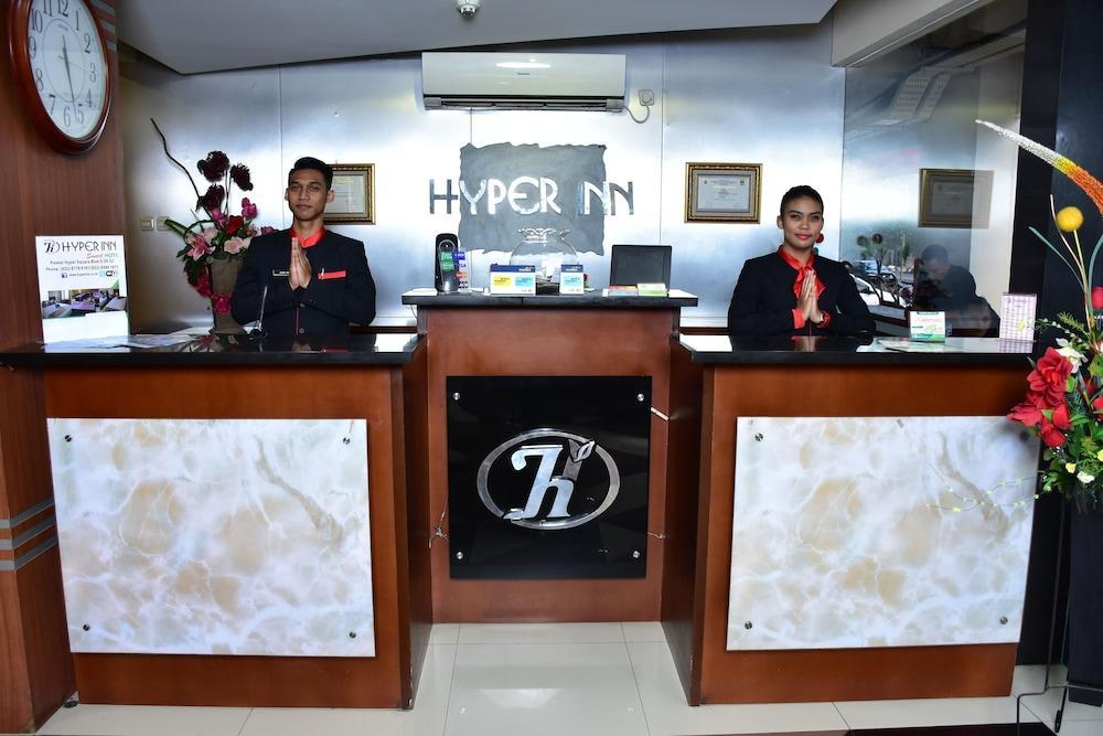 Hyper Inn Bandung Buitenkant foto