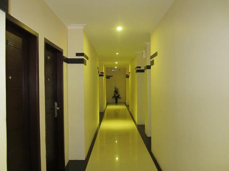 Hyper Inn Bandung Buitenkant foto
